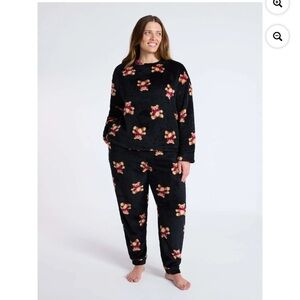 Cozy Black Floral Pajama Set Sz L. NWT